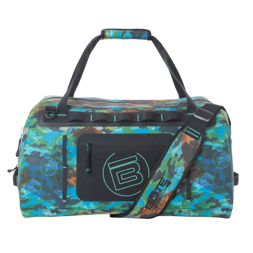 Highwater Duffel Bug Slinger® Camo